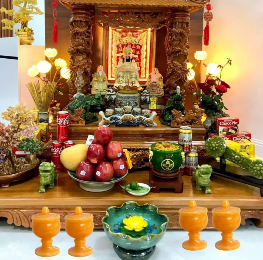Bộ bàn thờ Thần Tài Mái bằng Sứ vân đá vàng